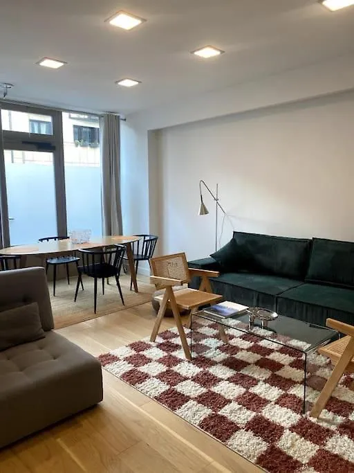 Modern Parisian Flat In Montparnasse Area-1